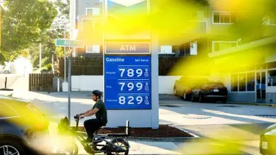 Oil prices rise after reports White House weighing Iran strikes