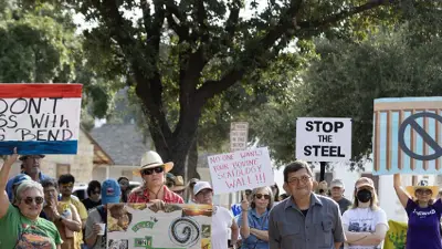 Trump Administration Asks Supreme Court to Restart Big Bend Border Wall