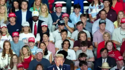 Obama’s ‘Cheesecake Factory’ Jab Rankles Trump on Mississippi Campaign Stop
