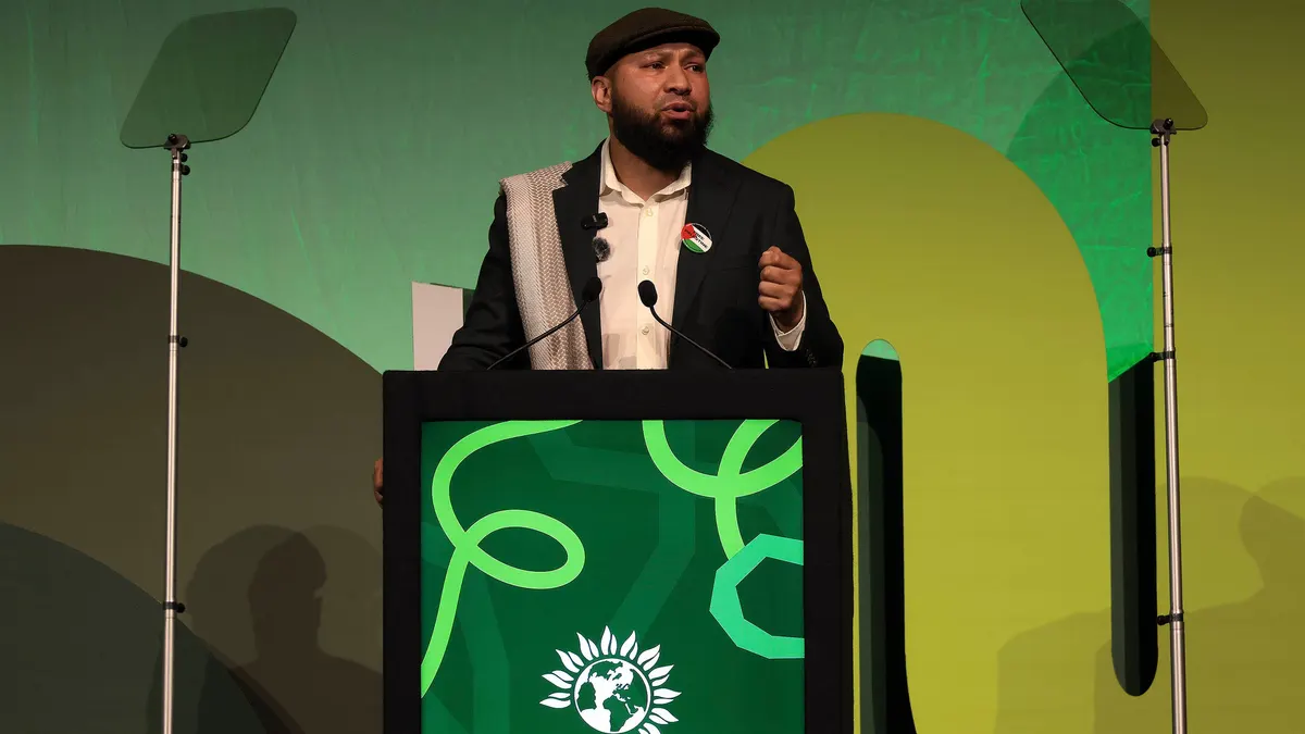 Green Party in UK declares ‘Zionism is racism’ — and backs wiping out Israel