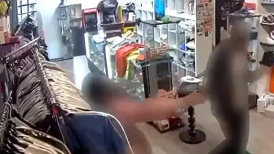 Woman With Carry Permit Turns Tables On Thug Beating Up Her Boyfriend