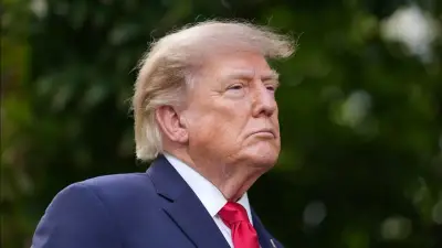 Some GOP midterm candidates break from Trump in last-minute ‘sell to voters’