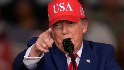 Trump Fawns Over GOP Senate Candidate As 'All Man' In Wild Tangent About Who's 'Good-Looking'