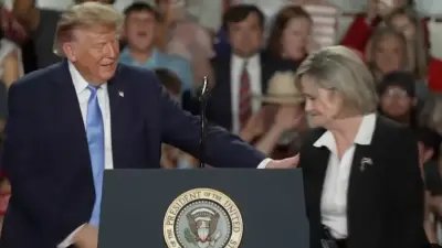 Senator Gets Roasted For Delivering Awkward 9-Word Speech… At Her Own Rally